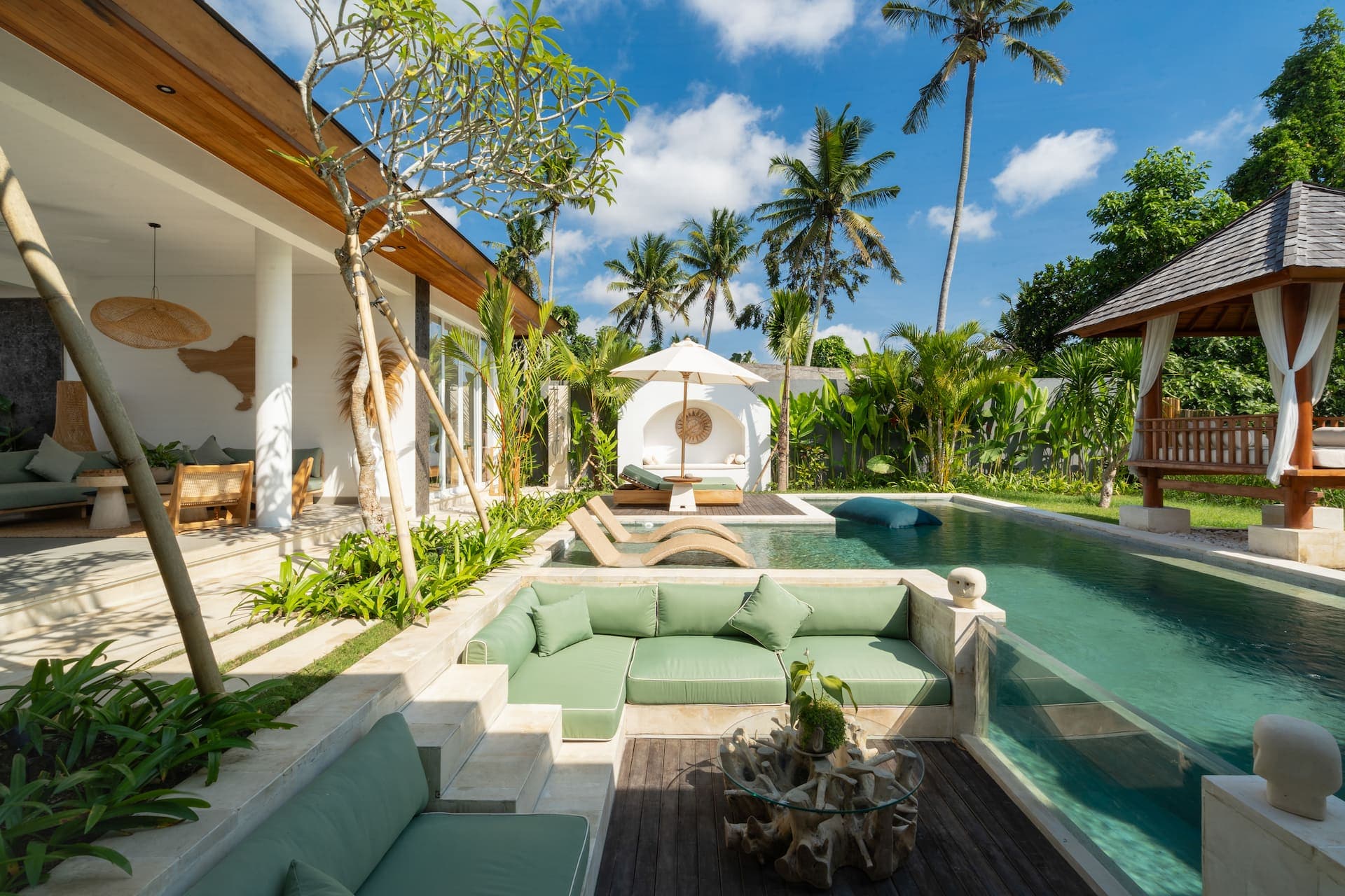 Villa Myassa: 3BR in Ubud w/Infinity Pool & Garden — photo 4