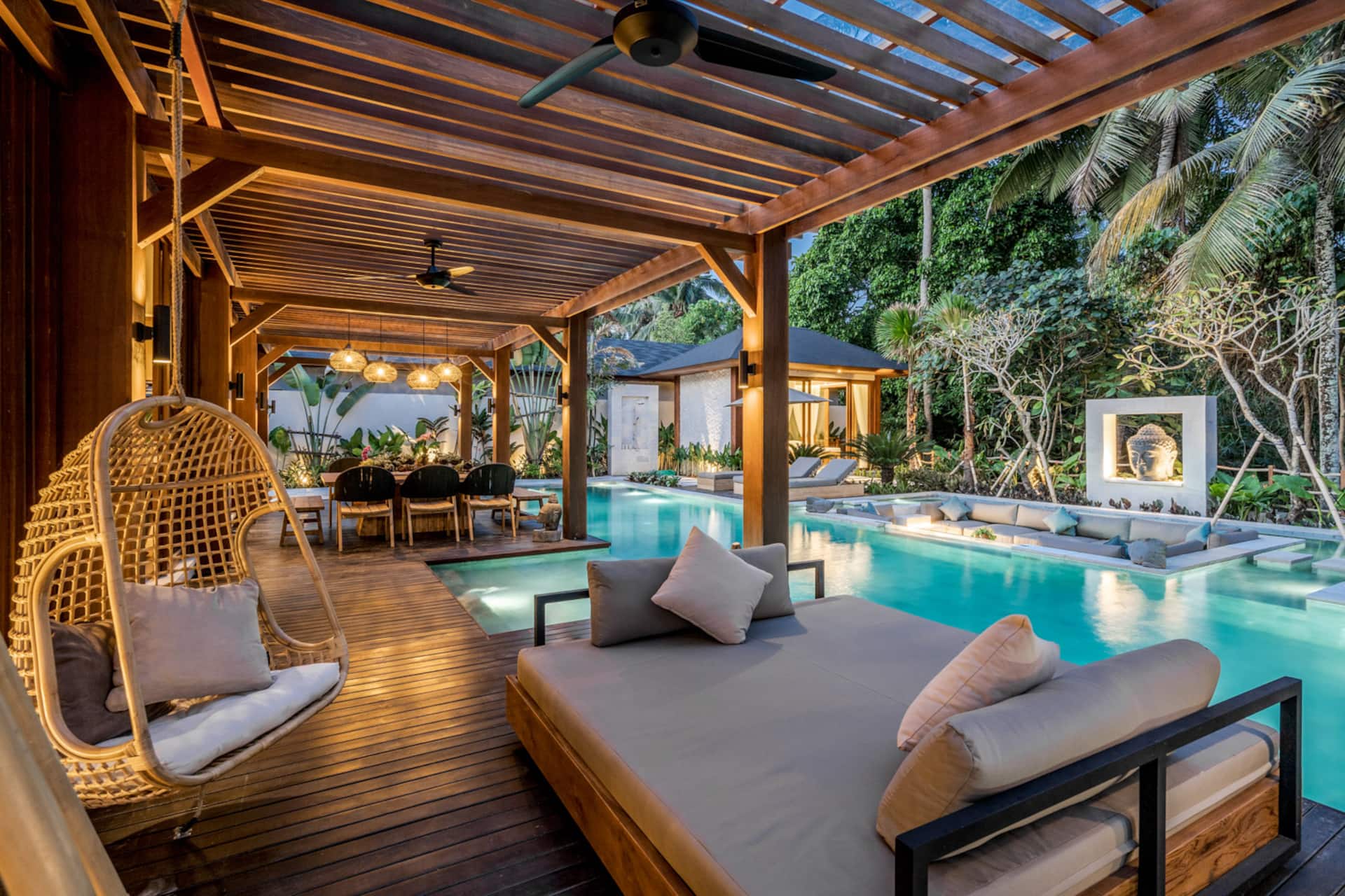 Orion 5BR Villa in Ubud: Pool and Jungle View — photo 4