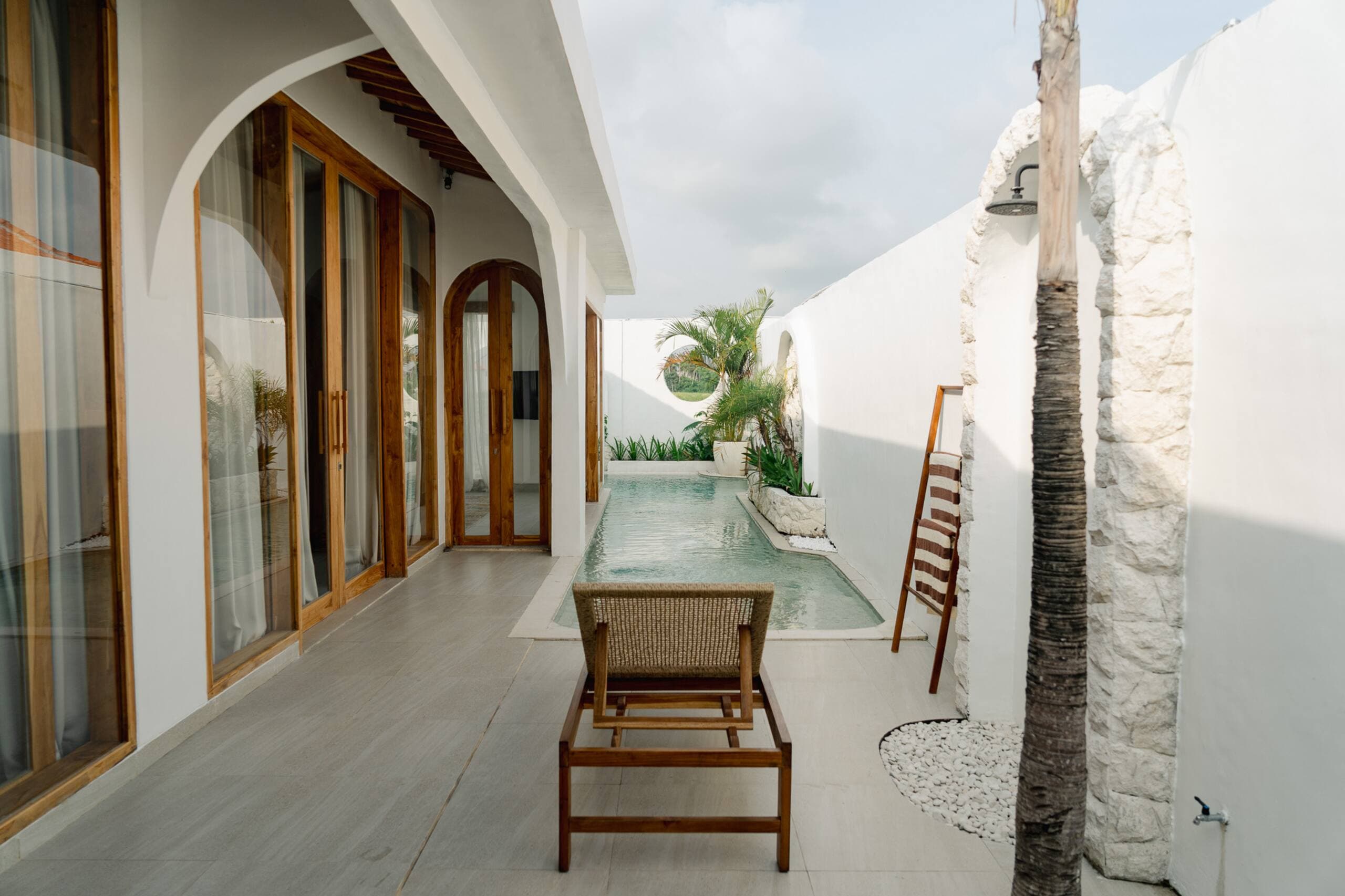 Tropical Hideaway• 5 Min to Canggu & the Beach 24