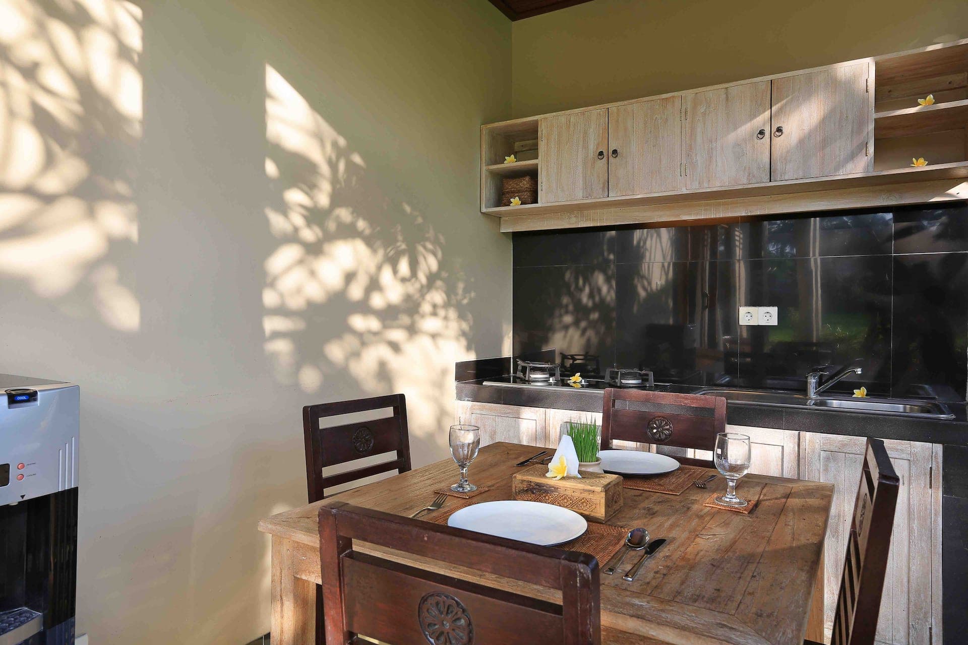 Luxury Private Four Bedroom Suites w private Pool — photo 5