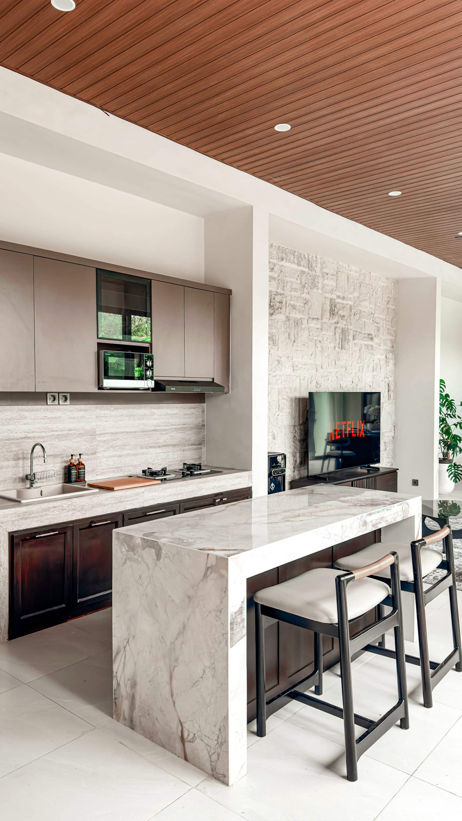 NEW in Jimbaran: Modern Stylish 3BR European Style — photo 4