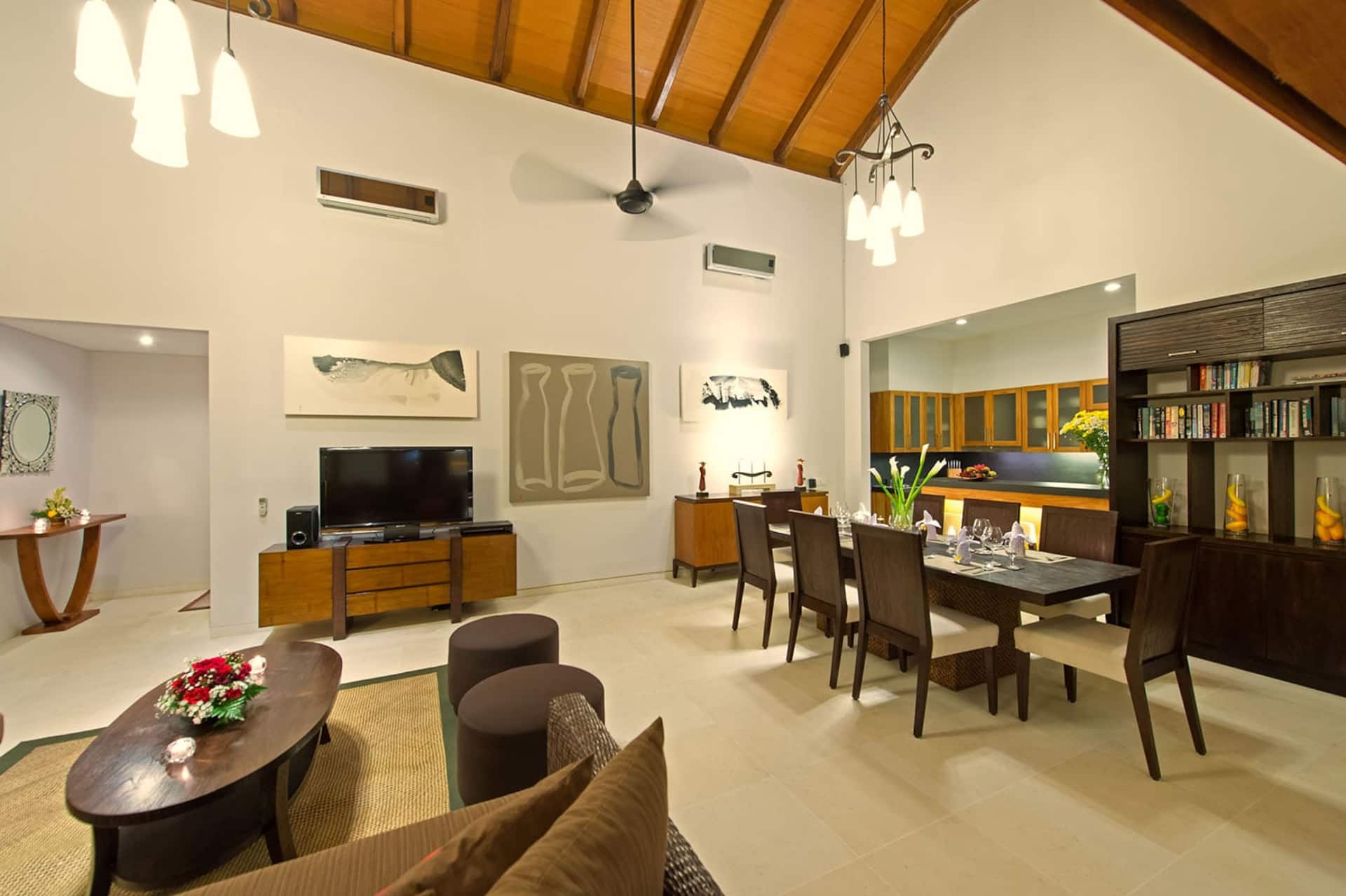Luxury 10-Bedroom Estate in the Heart of Seminyak — photo 4