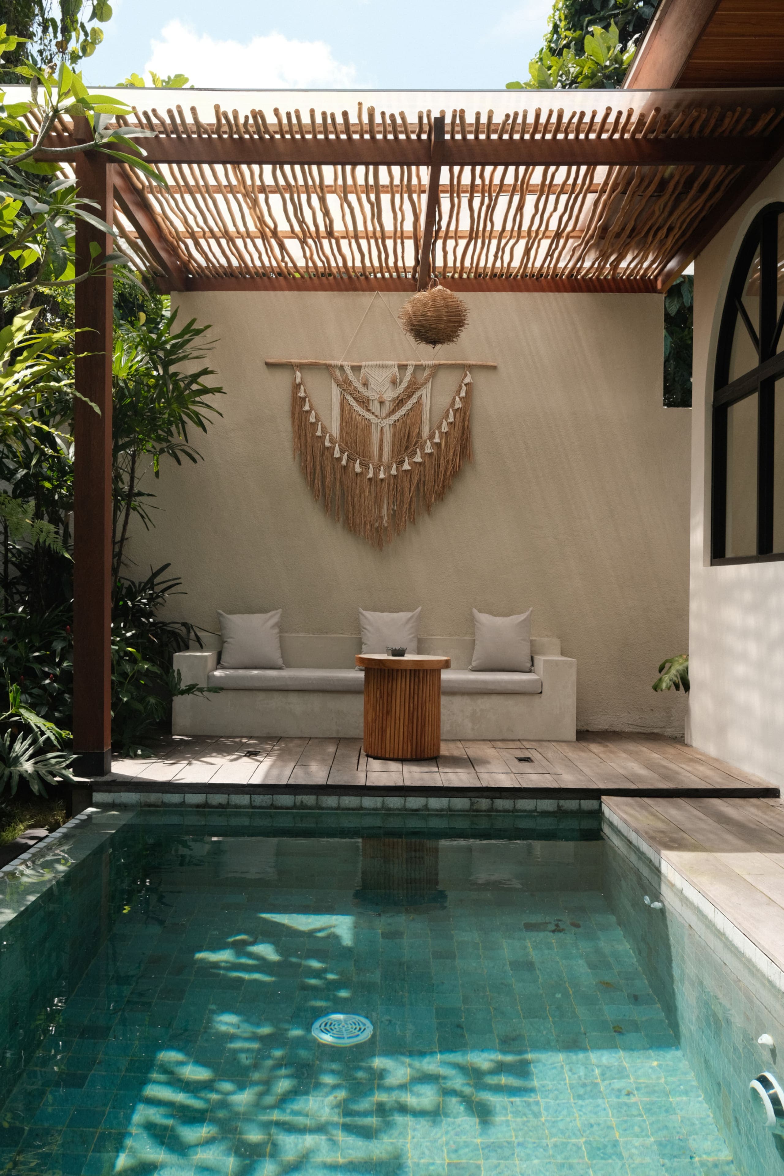 Romansa villa , stylish jungle pool villa (new) — photo 1