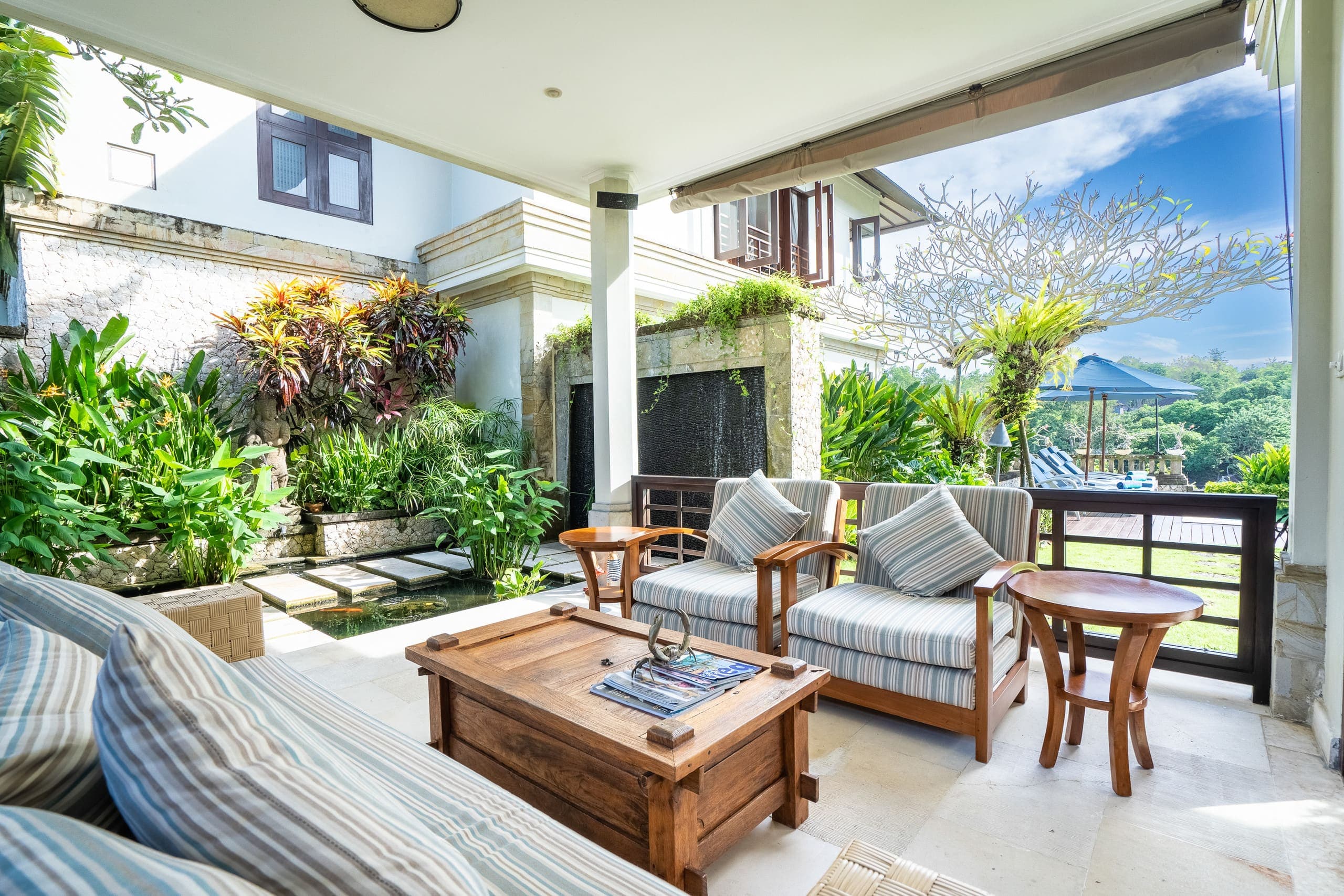 Immaculate 3-4BR Villa with Butler Service and Spa 12