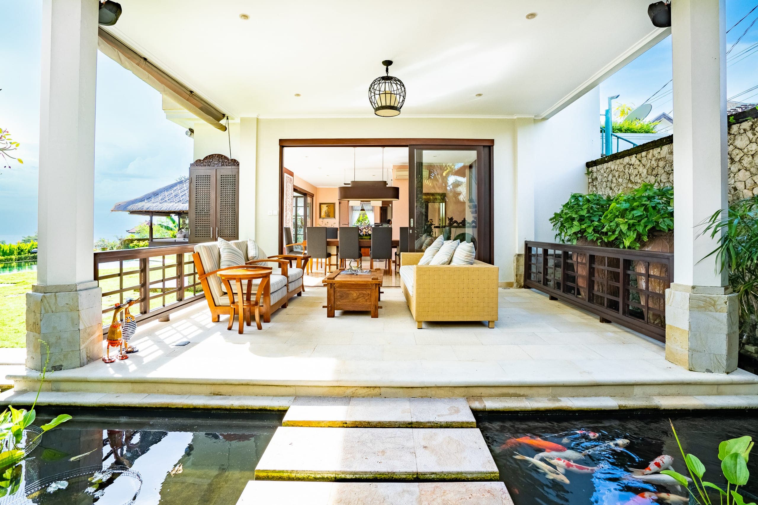 Immaculate 3-4BR Villa with Butler Service and Spa 3