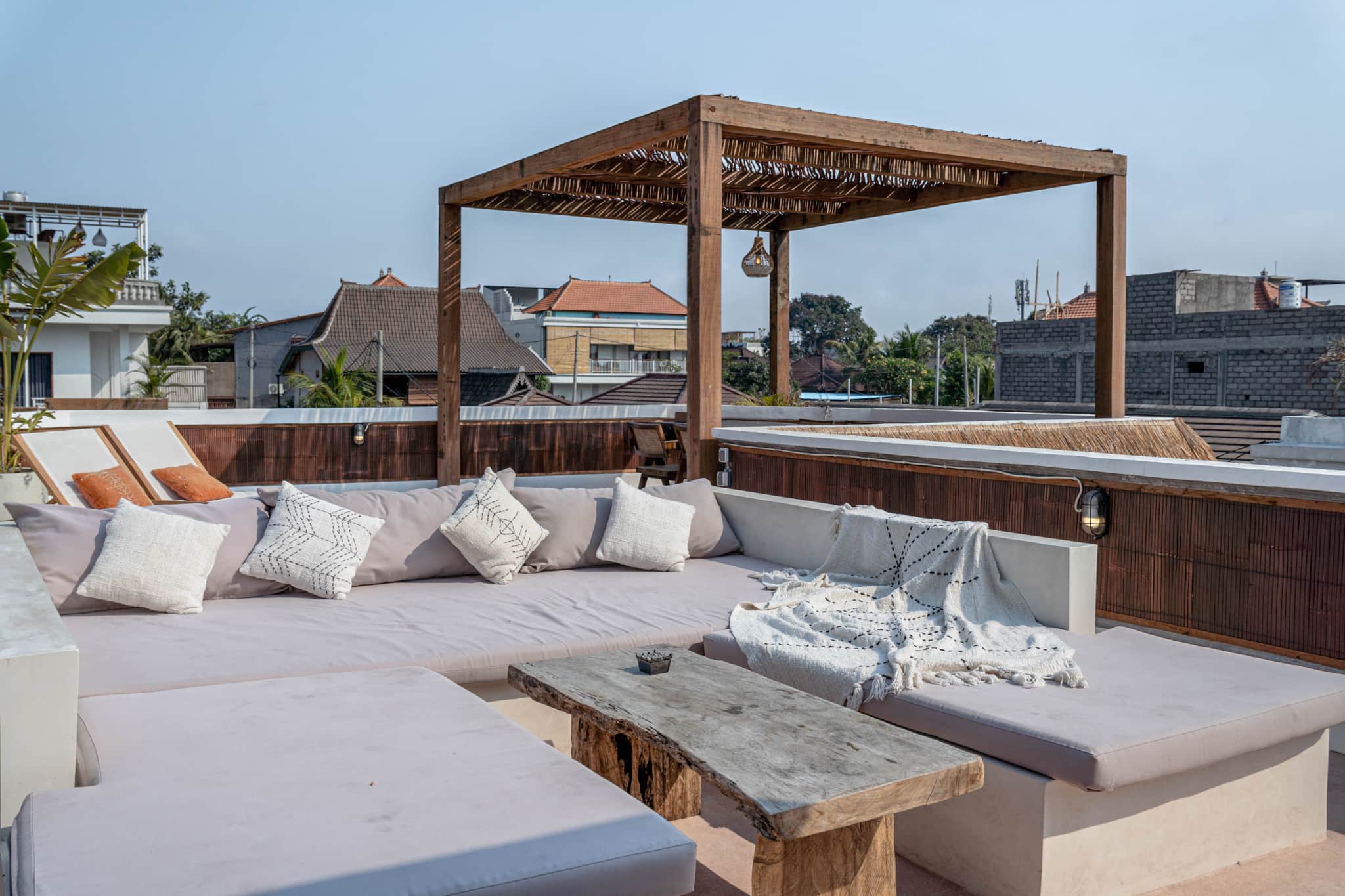 6-person Boho Villa Canggu Perenenam, Rooftop cinema, pool 32