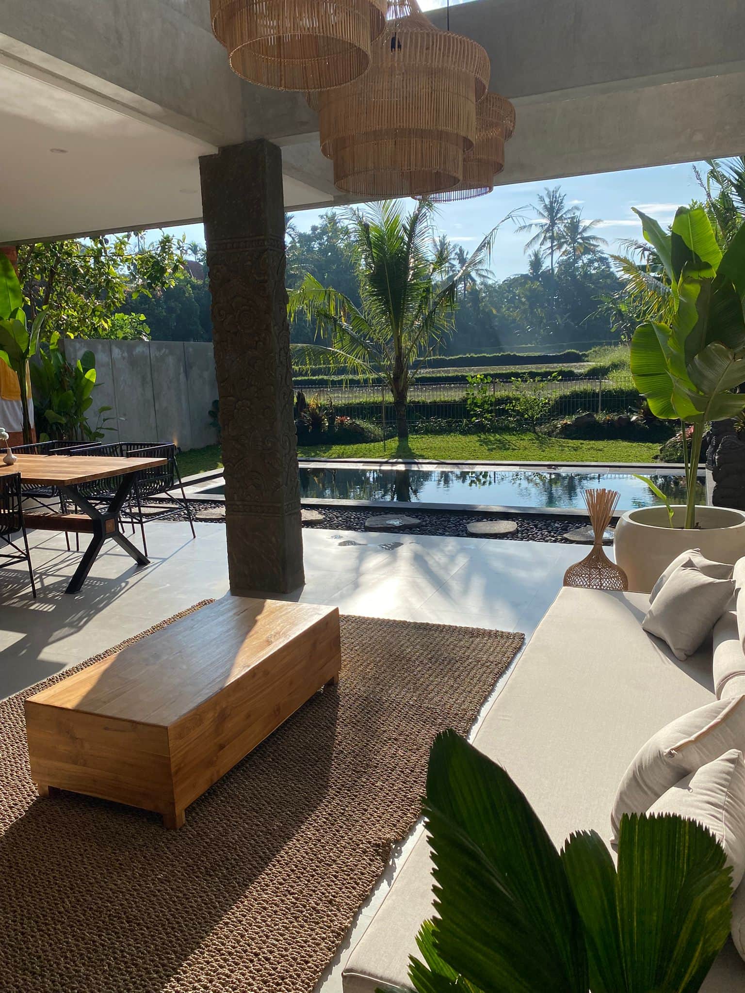 Villa MAHA - 3 BDR Poolvilla mit Reisfeldblick 2