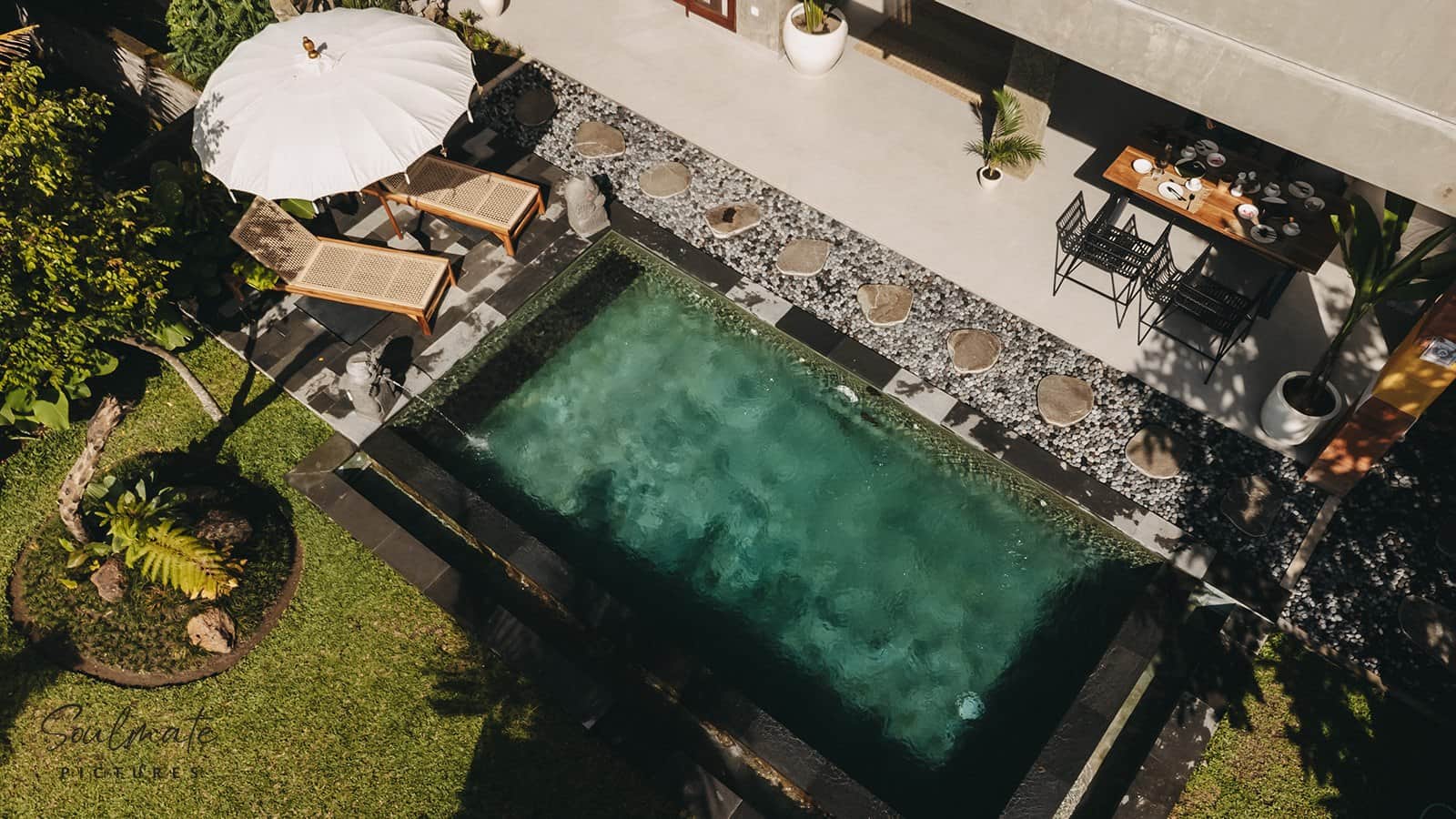 Villa MAHA - 3 BDR Poolvilla mit Reisfeldblick 11