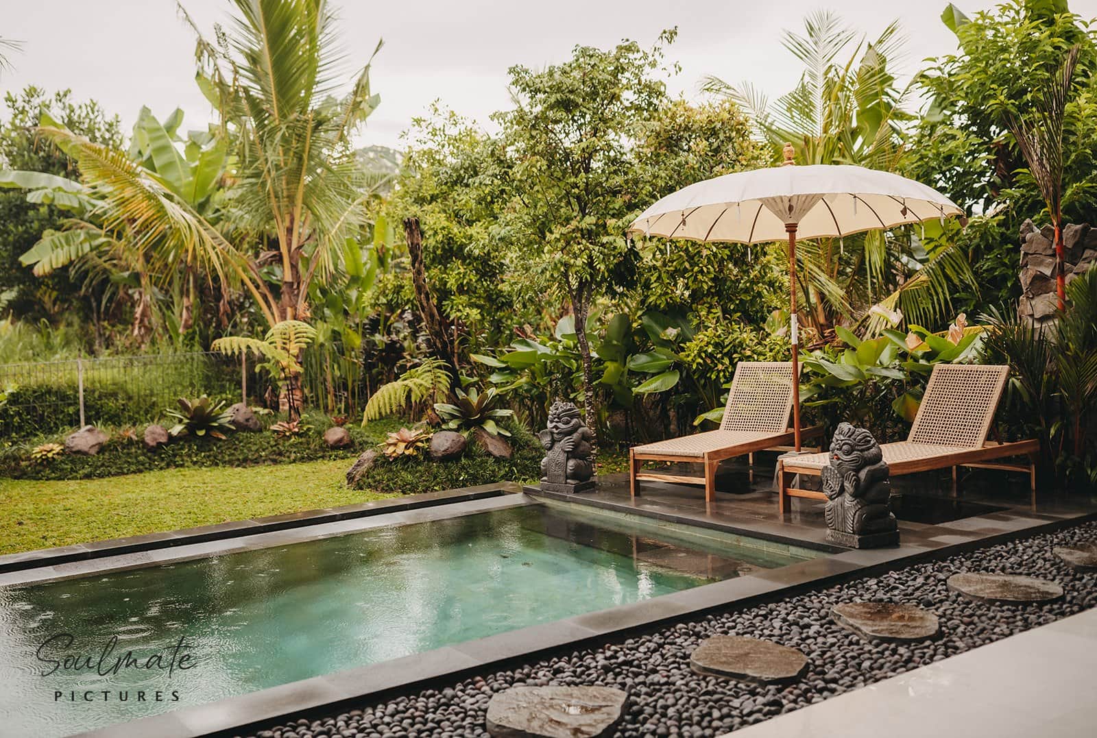 Villa MAHA - 3 BDR Poolvilla mit Reisfeldblick 14