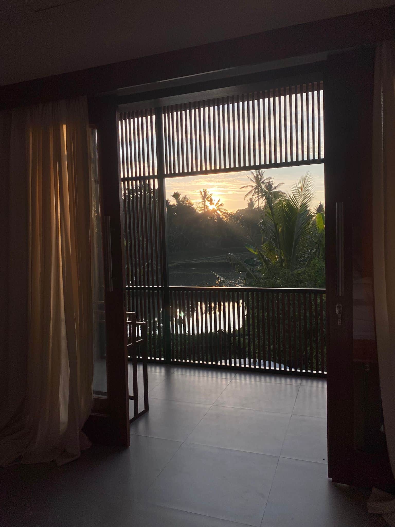 Villa MAHA - 3 BDR Poolvilla mit Reisfeldblick 6