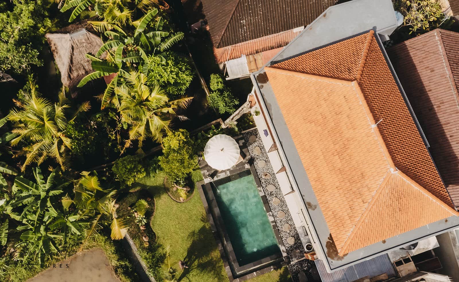 Villa MAHA - 3 BDR Poolvilla mit Reisfeldblick 10