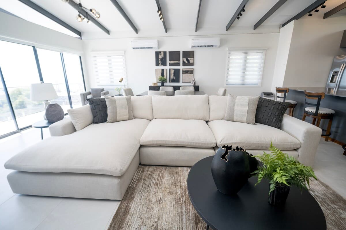 Trini Villa 4