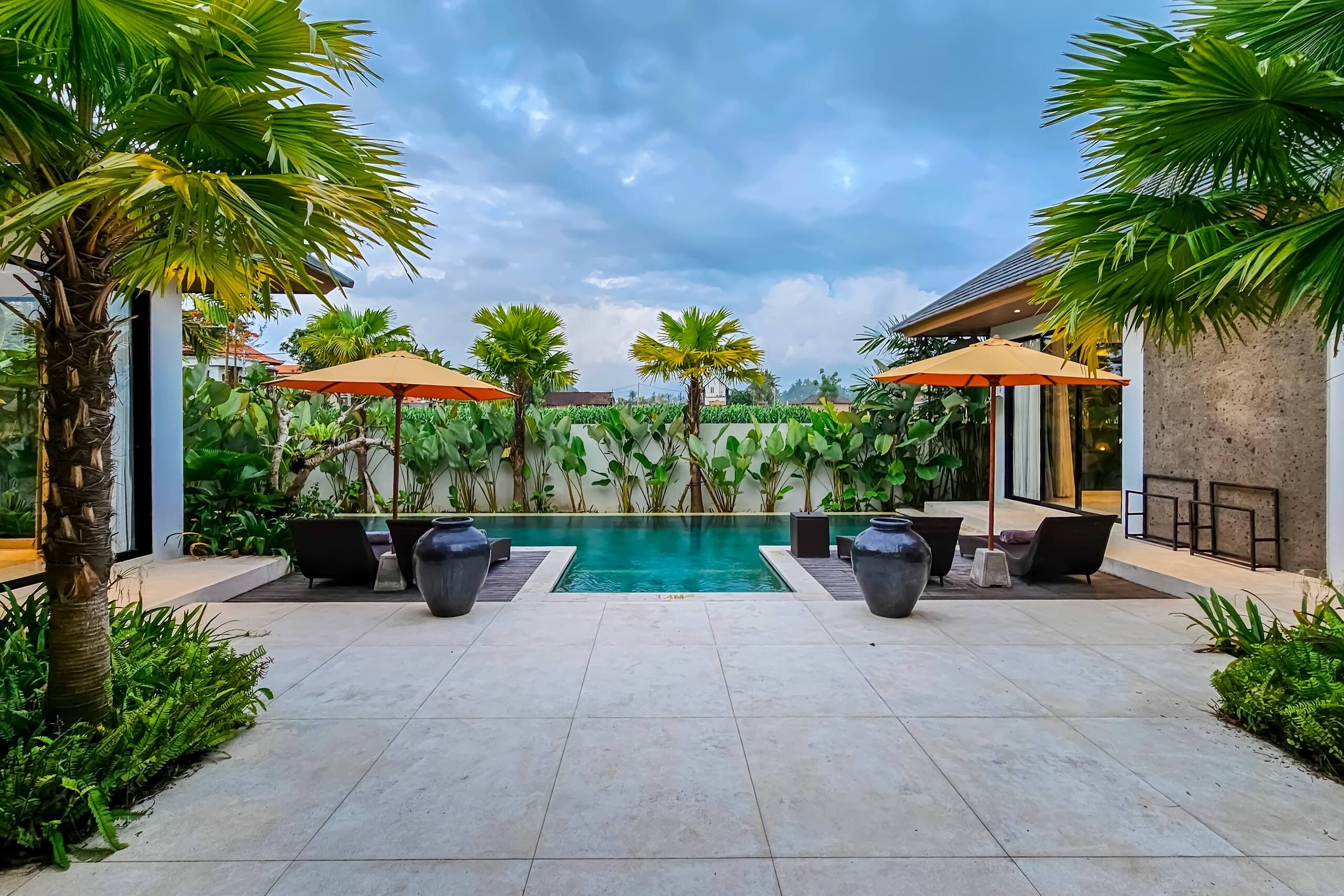 Lavatera Villa 30