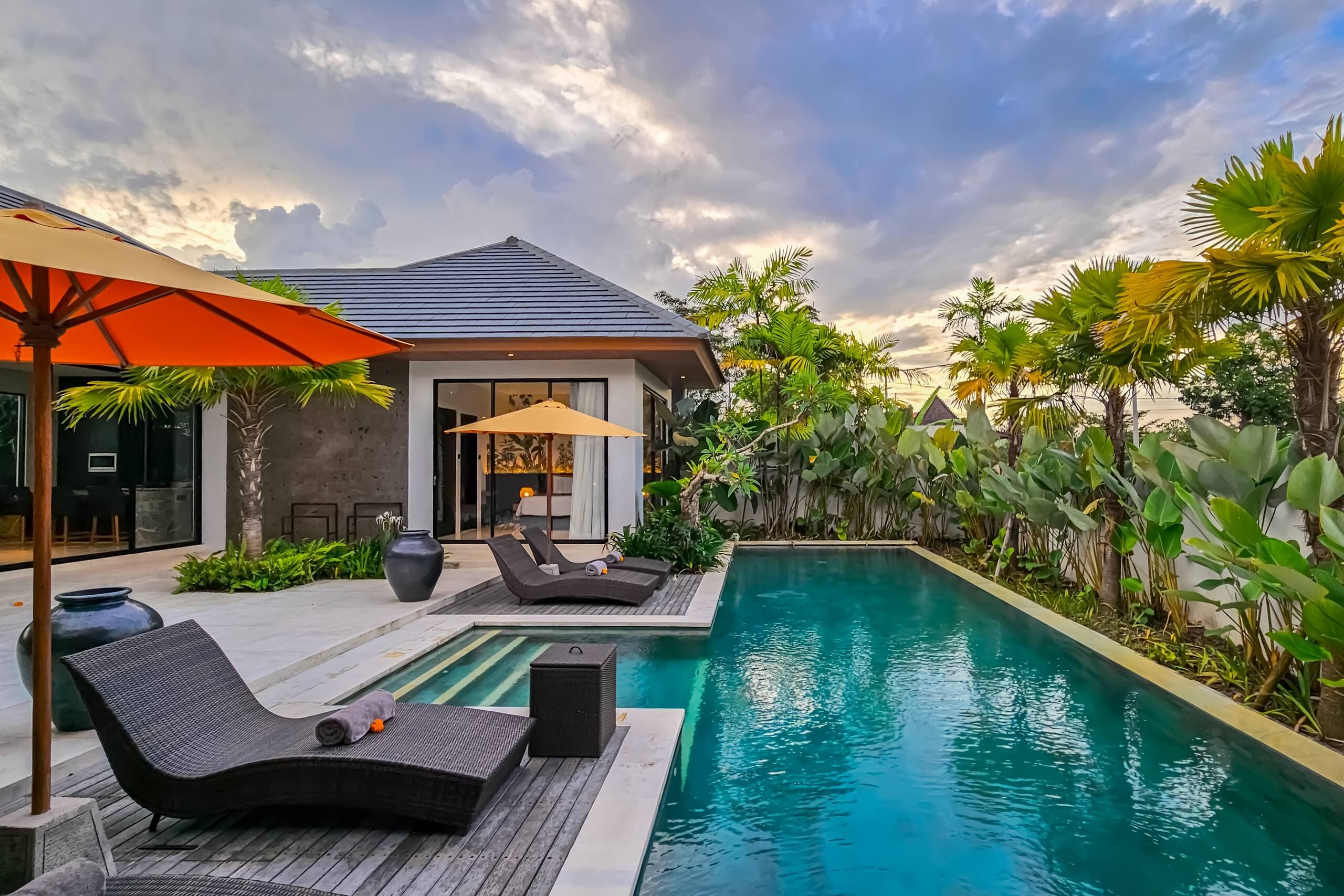 Lavatera Villa 35