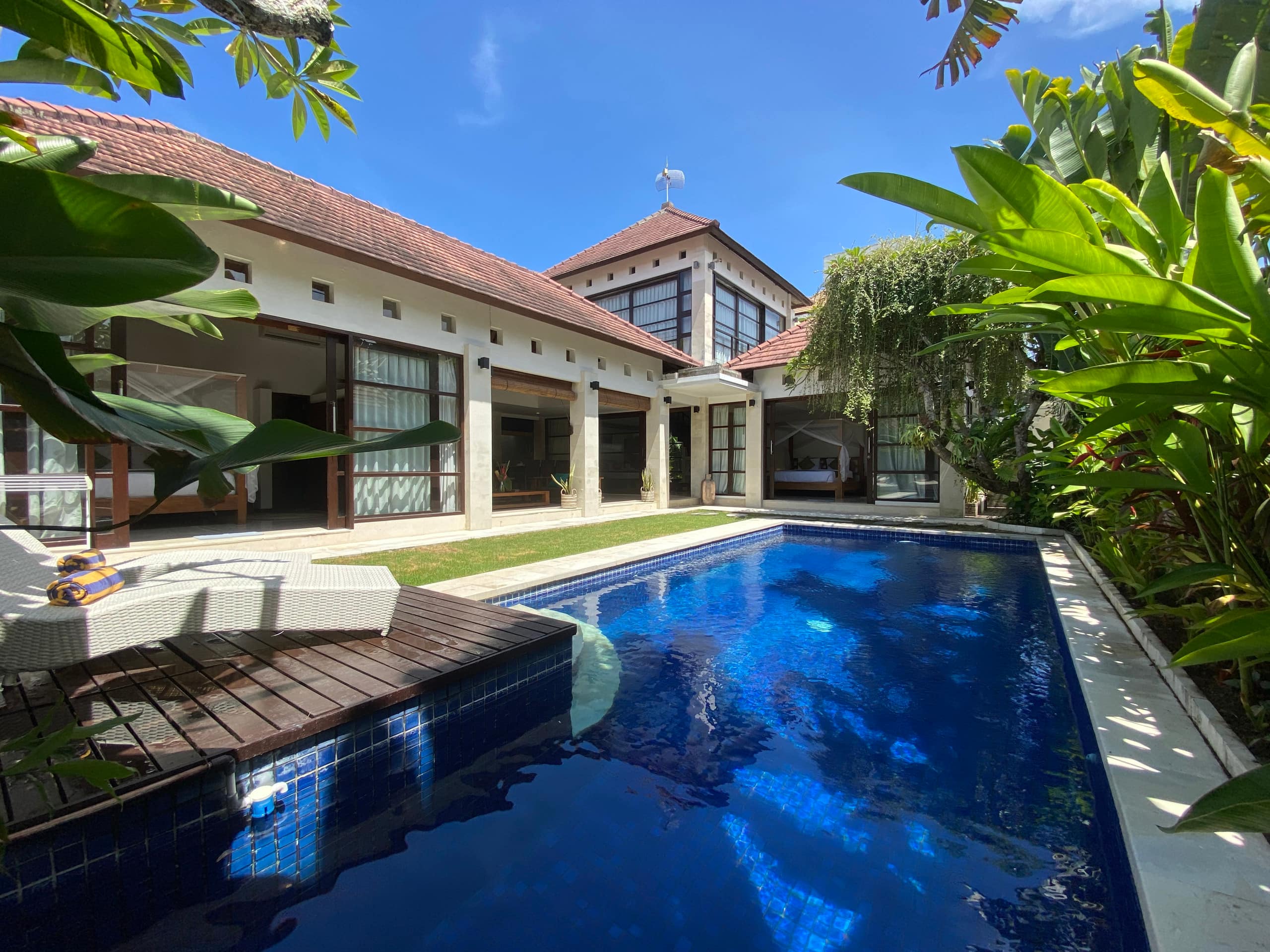 Spacious Villa in Petitenget Top Location — photo 1