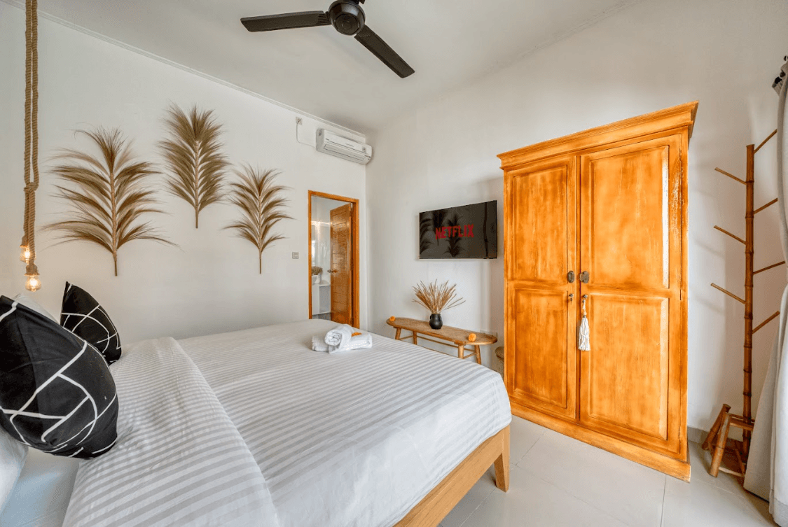 Holy's Villa 23