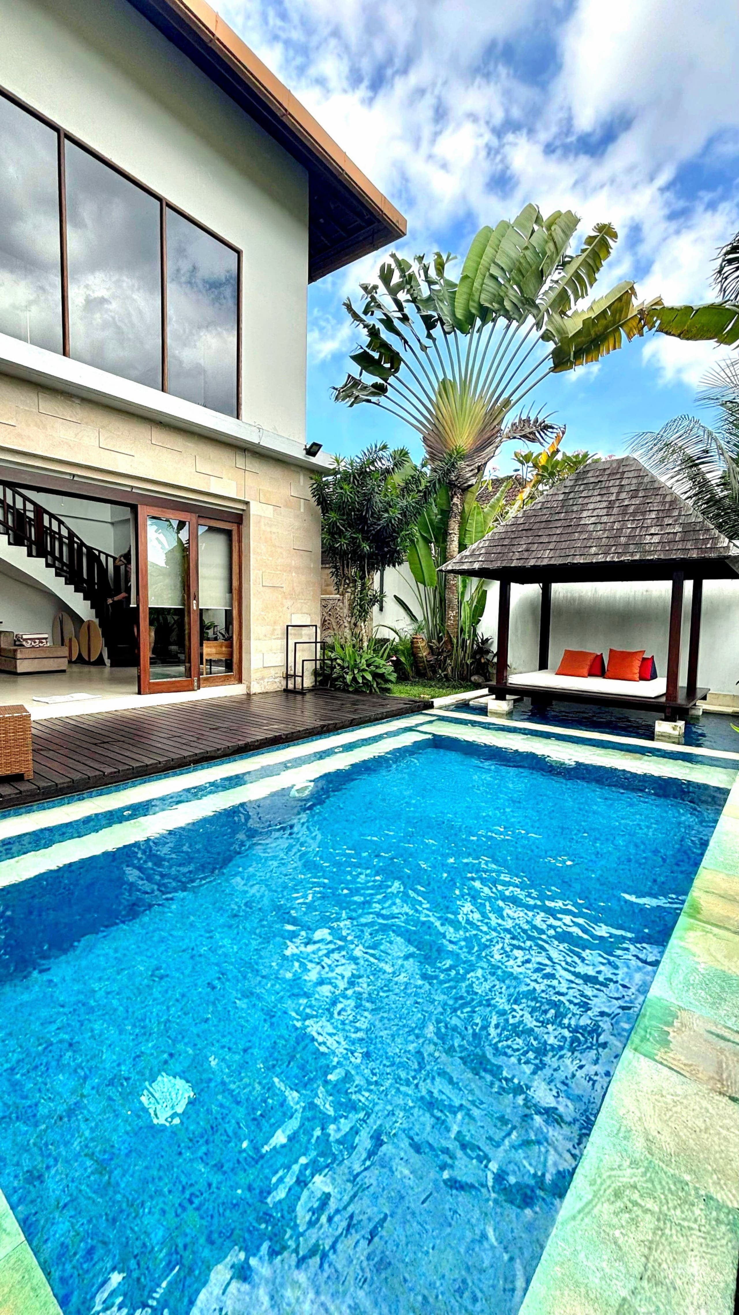 Ubud Villa Pura | Spacious & Prime Location — photo 1