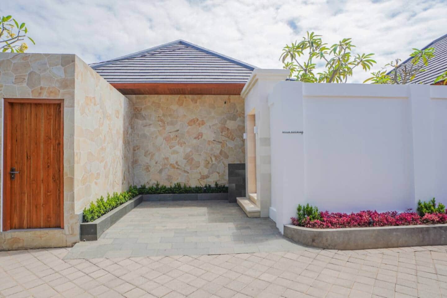 Luxury private pool villa Nusa Dua Bali 11